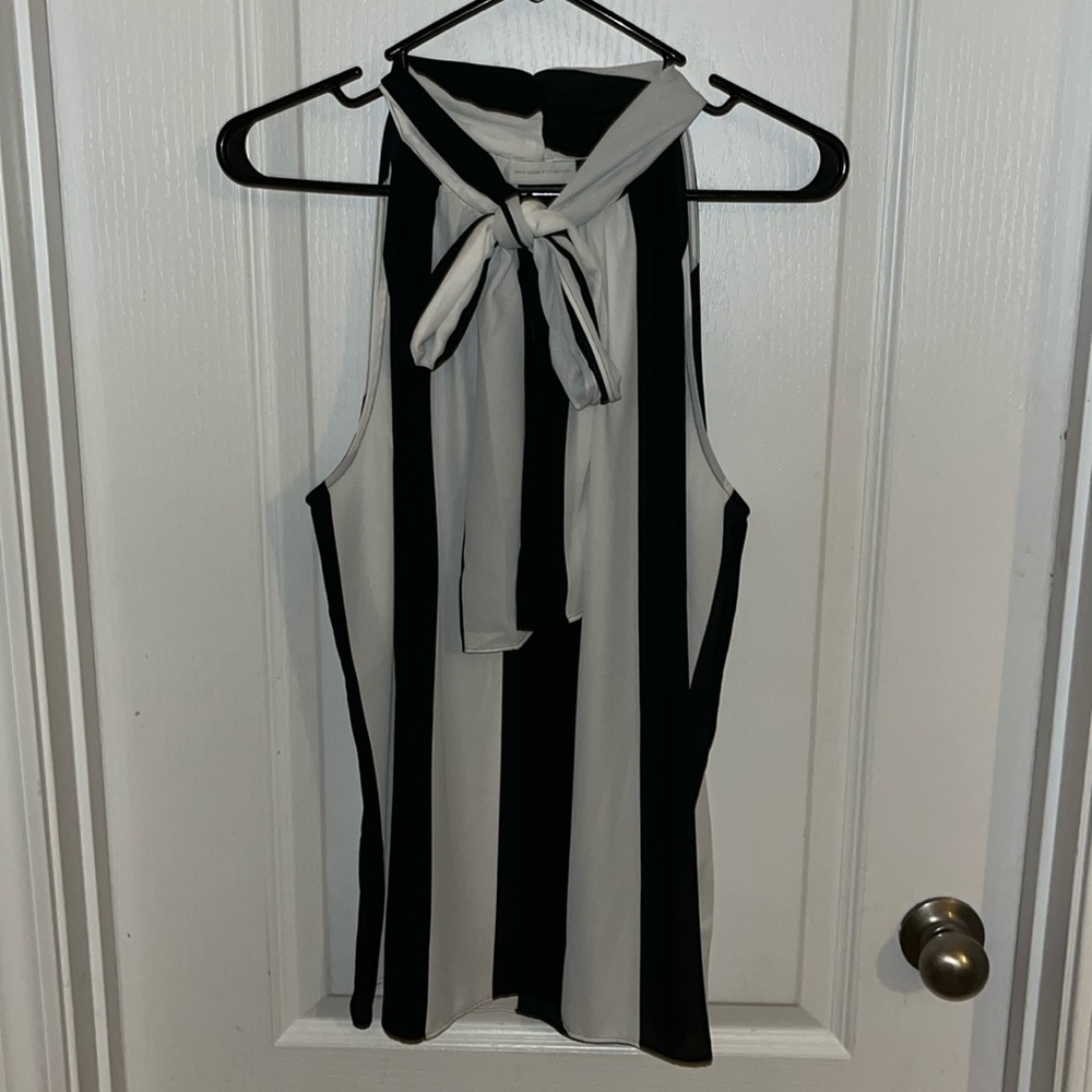 Women’s Sleeveless Striped Blouse